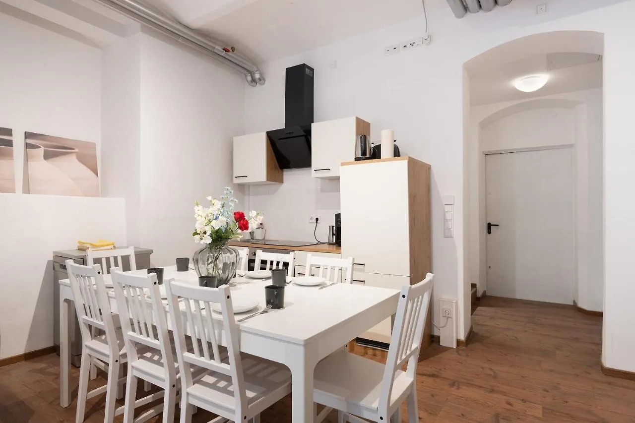 Munich City - Apartment 2 Bedroom With Great Kitchen 0*,
