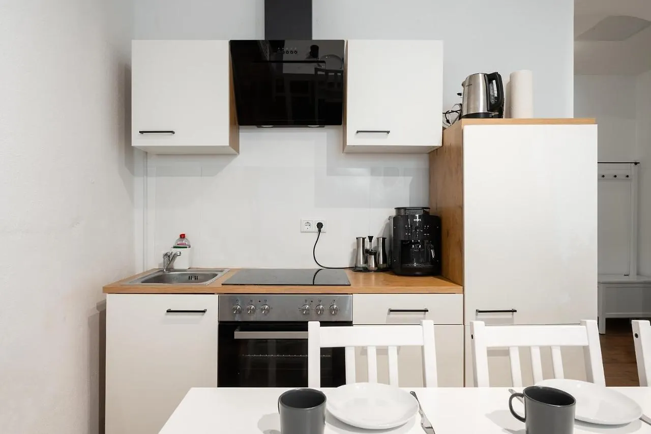 Munich City - Apartment 2 Bedroom With Great Kitchen
