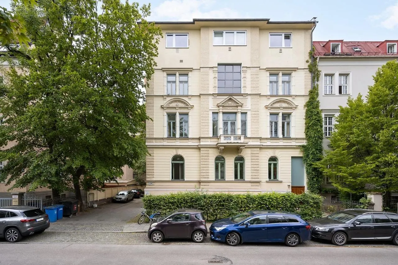 Munich City - Apartment 2 Bedroom With Great Kitchen
